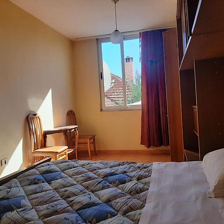 Enki'S Guesthouse Tirana Eksteriør billede