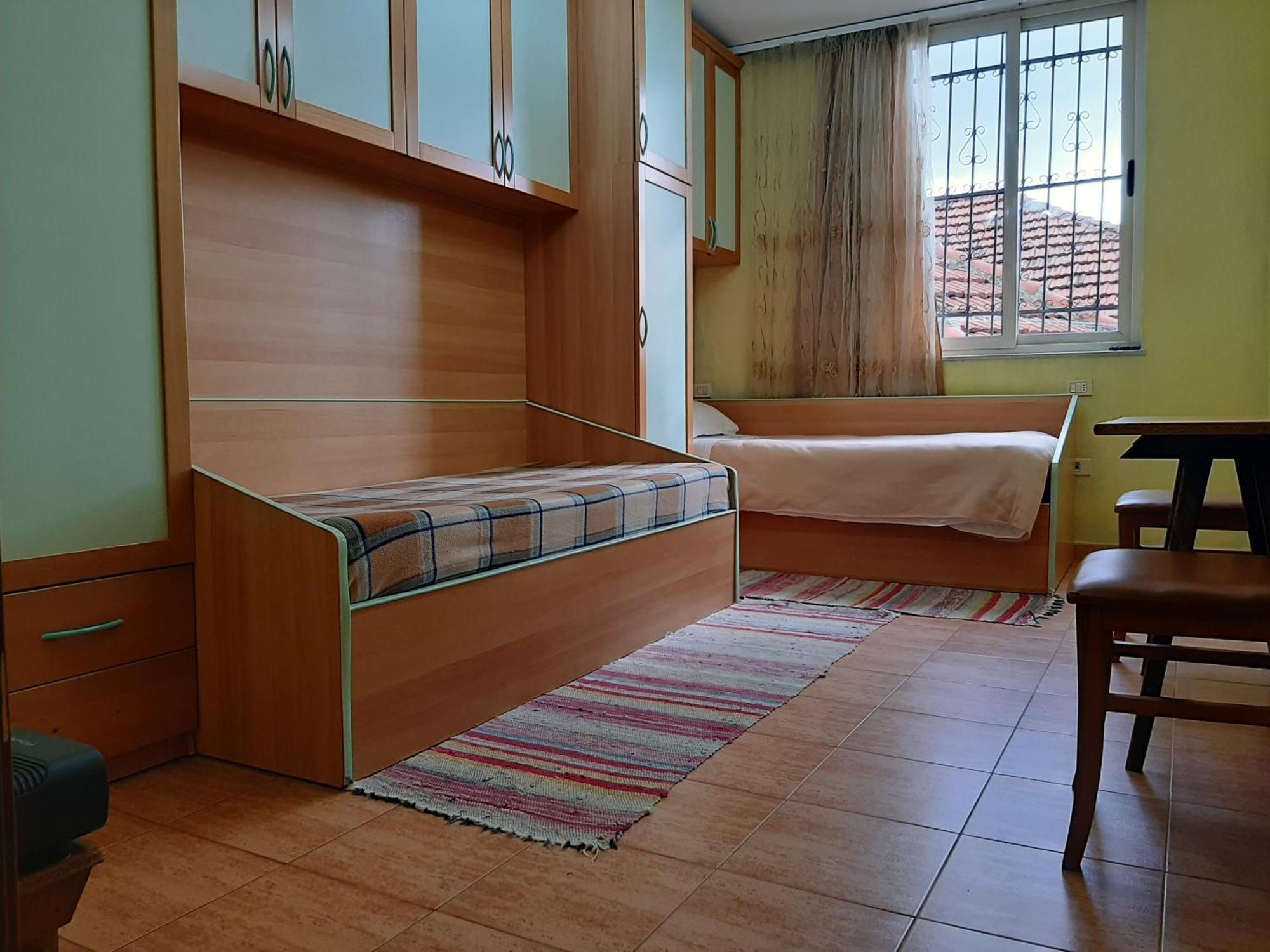 Enki'S Guesthouse Tirana Eksteriør billede