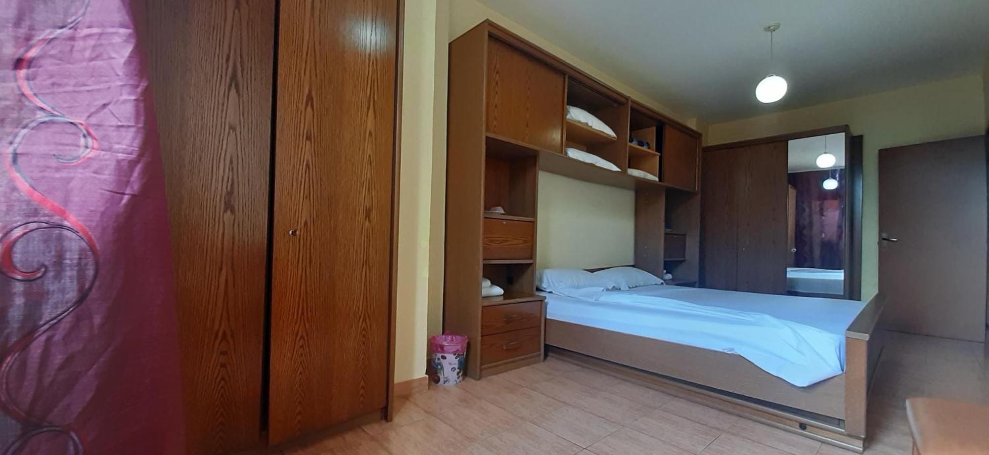 Enki'S Guesthouse Tirana Eksteriør billede